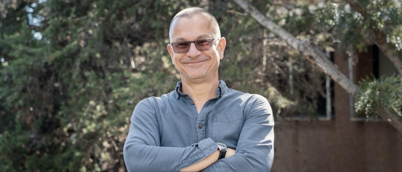 DR. ROB FENDER