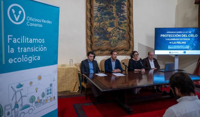 Jornada sobre la Ley de Protección de la calidad astronómica en las instalaciones de alumbrado exterior en La Palma