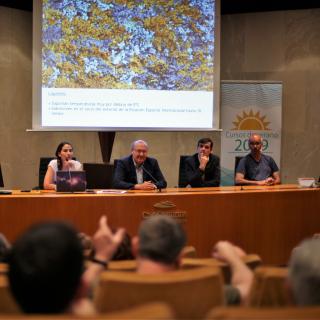 Round table of the summer school "Acercate al Cosmos" 