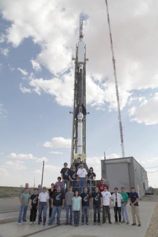 CLASP team with the NASA's sounding rocket. Credits: CLASP/NASA.